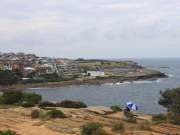 couple kissing in the rain